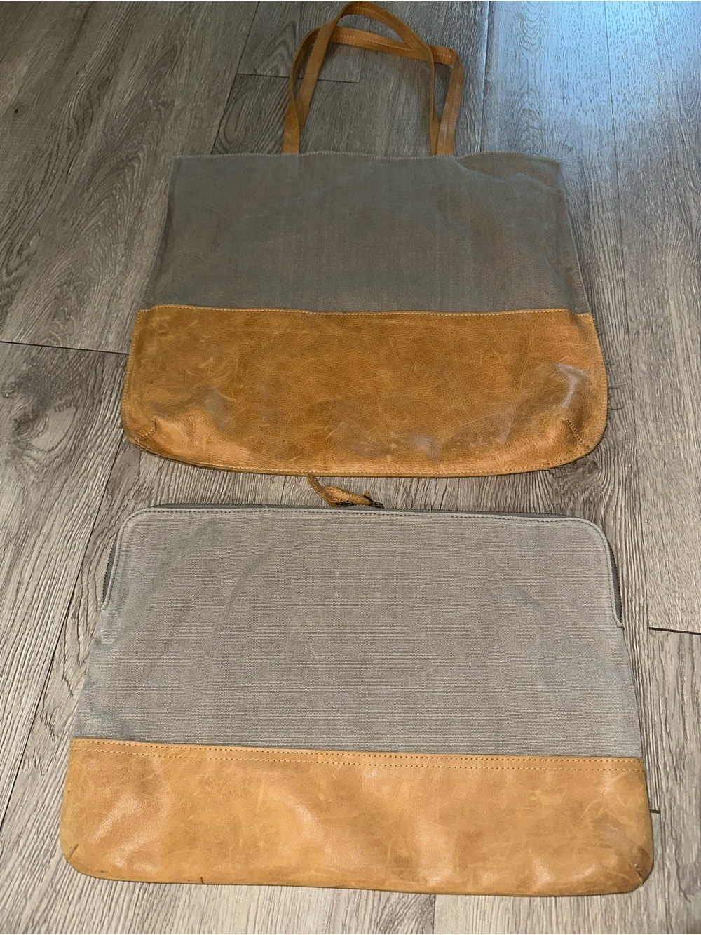 Hearth and Hand Gray Leather
Canvas Tote Bag And Soft Laptop Case